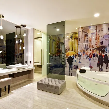 Europa Suites Medellin Exterior photo