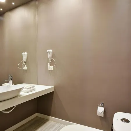 Europa Suites Medellin Exterior photo